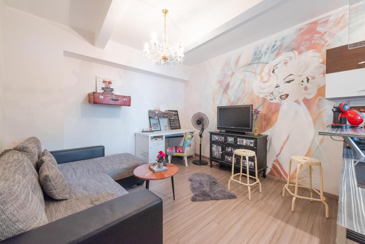 Second Home In Heart Of Bratislava Exterior foto